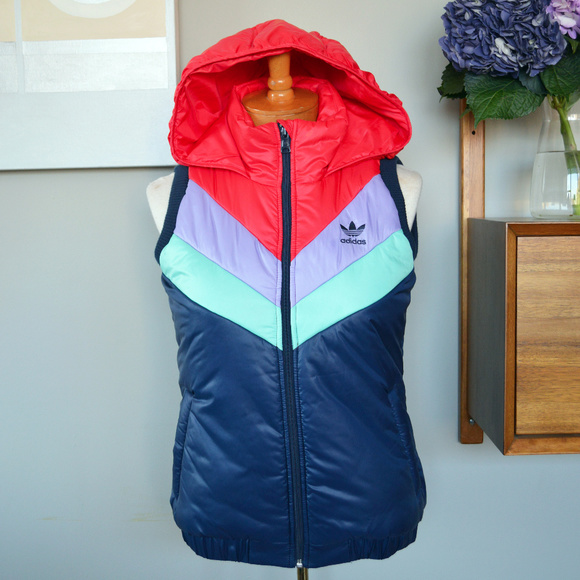 Adidas – Throwback Vault